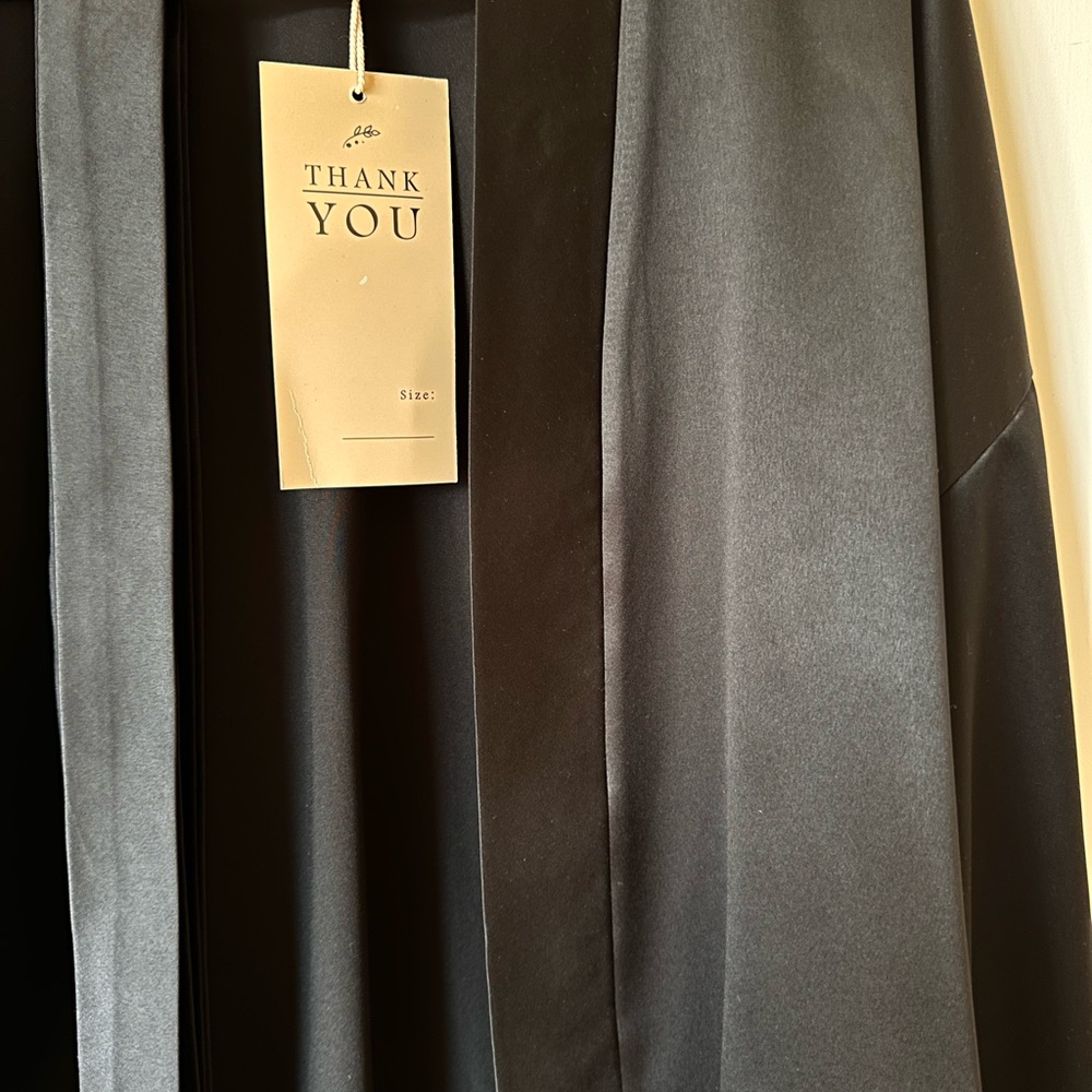 Black Cozy Loungewear Set for Relaxation - Picture 4 of 6